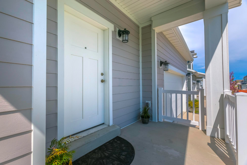 Nelsonville Pella® Door Styles
